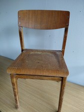 15 alte Holz Stühle stapelbar