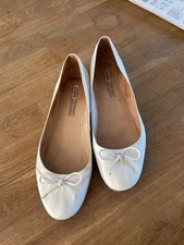 Buffalo Ballerina Gr. 39 Weiß Leder getragen