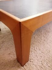 Couchtisch aus Holz mit massiver Schieferplatte - 70er Jahre