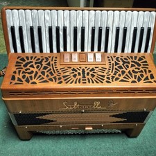 Saltarelle 120 Bass Piano