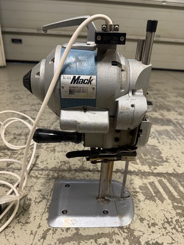 Stoßmessermaschine