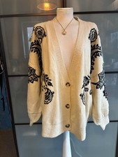 Sehr Hübsche Strickjacke