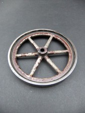 Großes Schwungrad für