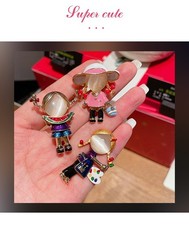 Brosche in Form einer