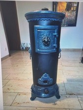 Antiker schwerer Kanonenofen