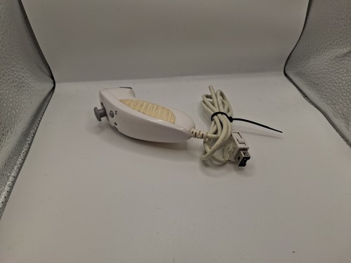 Nintendo wii nunchuck in - nunchuck,