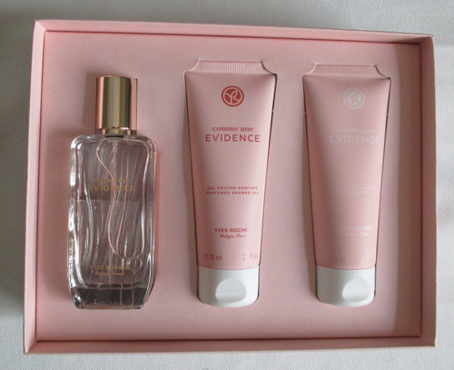 Comme une evidence eau - une, de