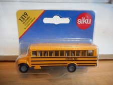 Siku US Schulbus in gelb auf