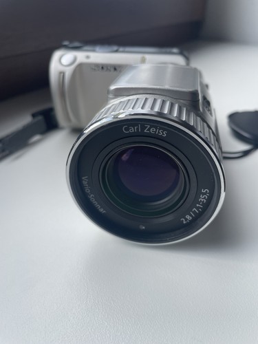 Sony cybershot dsc f505v - sony,