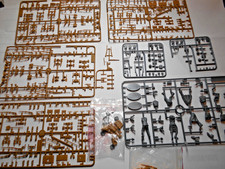 1:35 Konvolut WW 1, Figuren, Zubehör, Waffen