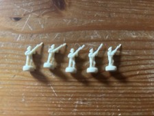 Risiko Spiel Parker Befreiungsspiel 5 Spielfiguren  Ersatzteil 1 Armee weiß