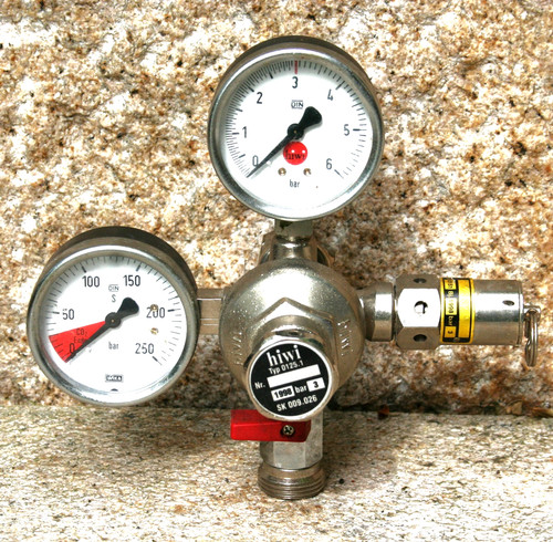 Co2 druckminderer - co2, f