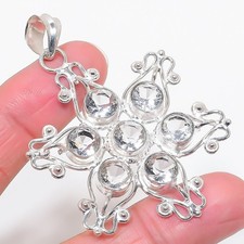 Handgefertigter weißer Topas