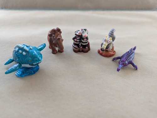 Ice age kinder toys - 2,