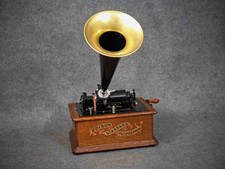 Edison Standard Phonograph in