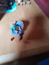 Teddybär Im Schaukelstuhl