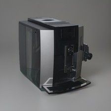 JURA E8  Platin, Top Zustand, professionell überarbeitet ?25 Monate Gewähr