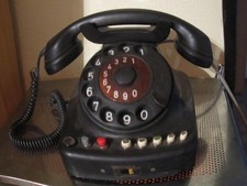 altes telefon mit wählscheibe Post