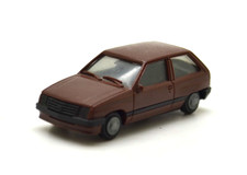 1:87 (H0) - Herpa 2036  Opel Corsa Fließheck / schokobraun
