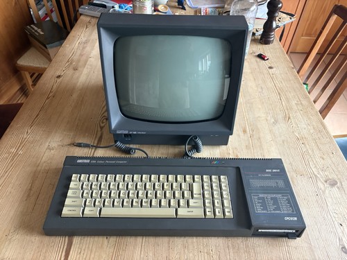 Amstrad 128k farbcomputer - amstrad,