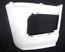 Stoßstangenecke rechts weiß