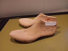 1 Paar alte Schuhleisten / Schusterleisten @ Holz @ Gr 37  @ Halbschuh Damen