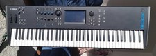 Yamaha MODX 7, 76 semi weighted keys + viele Sounds + Gigbag + Keyboardständer