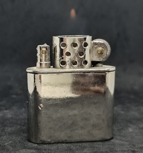 Antikes vintage feuerzeug - antikes,