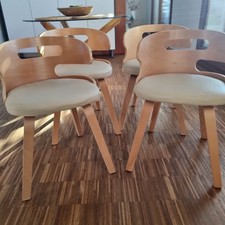 4 Designer-Stühle aus Holz