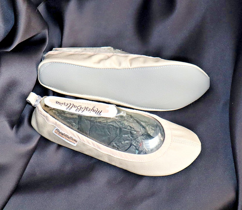 Handmade majestiballerina - handmade,