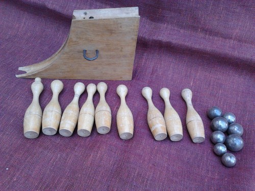Holzkegel für - 9,