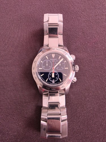 Tissot chronograph quarz - v8,
