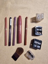 Make Up Set - Lippenkonturenstift, Lipstick, Lipliner & Minipinsel & Anspitzer -