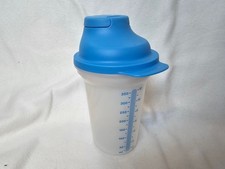 Tupperware Shaker Shake-it