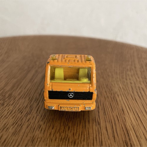 Siku mercedes benz truck - mercedes-benz,