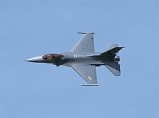 Freewing F 16 Falcon EPO 680mm