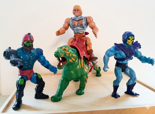 Vintage motu man - vintage, motu: