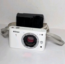 Nikon 1 J1 10.1MP Mirrorless