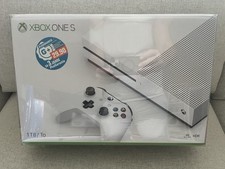 XBOX ONE S /1 TB