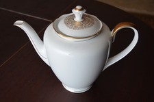 Alte Porzellan Kaffeekanne