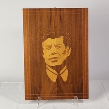 J F Kennedy Holzbild