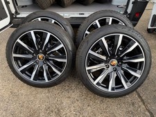 Original Porsche Taycan 20" Winterräder Winterreifen Tequipment J1 DOT22 schwarz