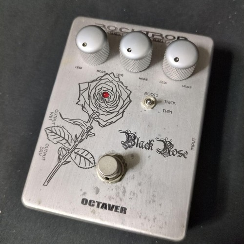 Rocktron black rose octaver - black,