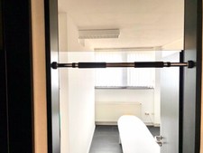 Tür-Reck Klimmzugstange Teleskop Reckstange f. Türrahmen / Montage von Türrahmen