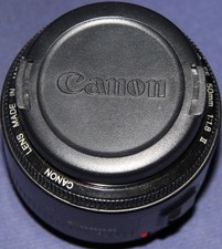Canon EF 50mm f/1.8 II SLR Teleobjektiv - Schwarz DEFEKT