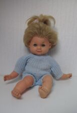 Ältere Puppe von Schildkröt mit Stoffkörper und blauen Schlafaugen 