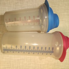 Tupperware Shaker Set, Pink