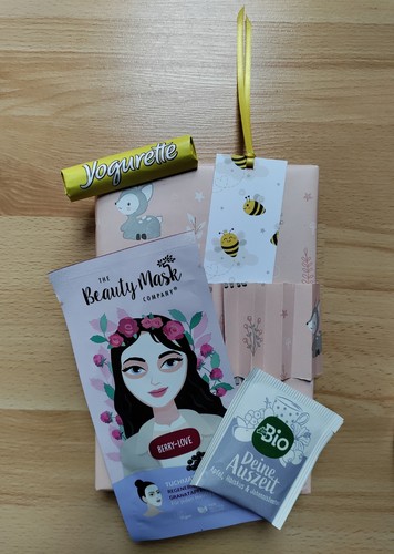 Blind date with book - date, a