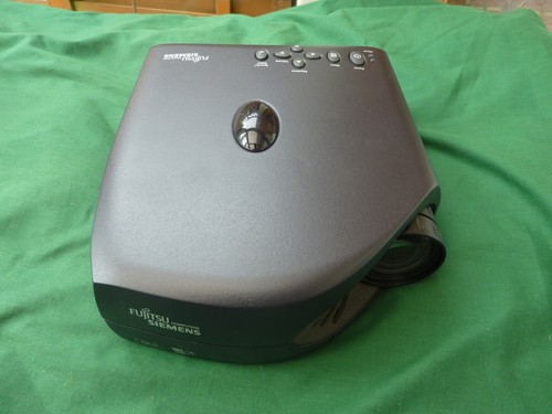 Fujitsu siemens beamer xp50 - siemens,