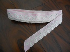 Spitze Borte Nähen Antik rosa Blumenstickerei Baumwolle ca 9 Meter x 3,5cm